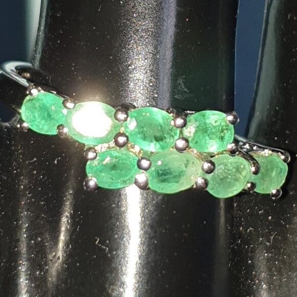 Gorgeous 3ct Natural Green Emerald 925 Solid Sterling Silver Ring - Picture 1 of 11